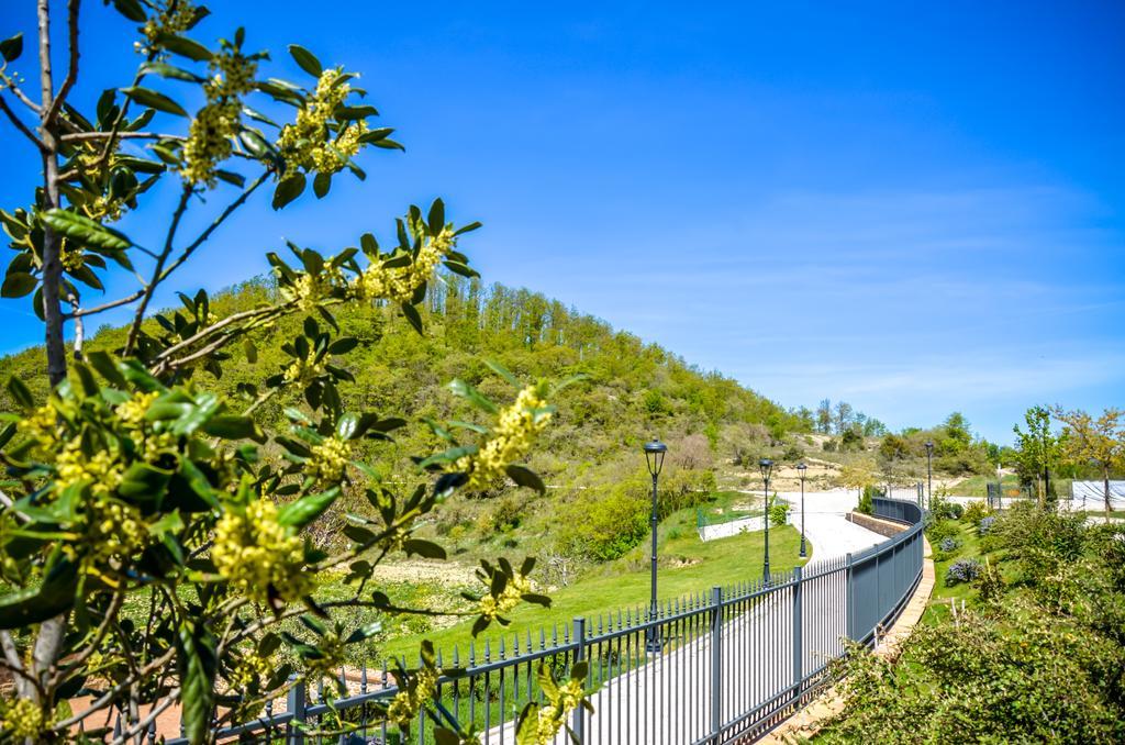 Tenuta Borgo Santa Cecilia Gubbio Exterior photo